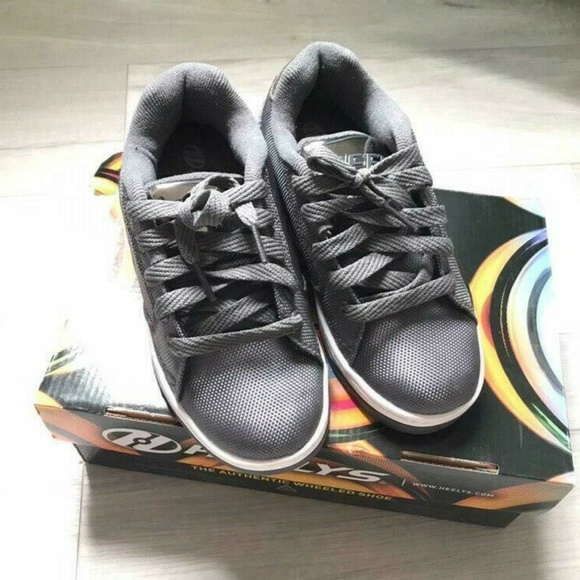 Wheeled Shoes Size Y1 - Picture 2 of 5